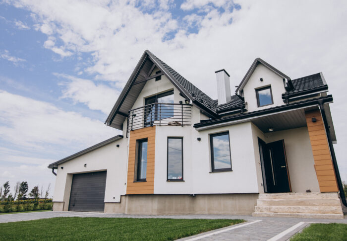 Rénovation menuiseries extérieures : globale ou ciblée, que choisir ?